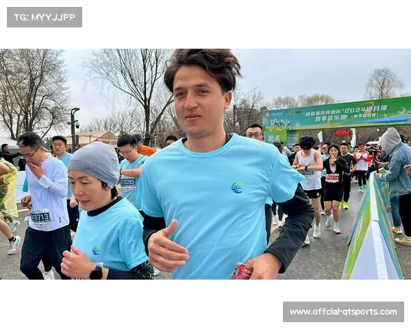 刚察生态欢乐跑鸣枪 千名选手激情竞逐青海湖国家公园9.9公里赛道