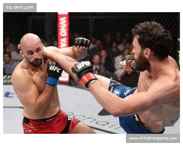 穆尔扎卡诺夫轻重量级保持不败纪录 以TKO战胜对手