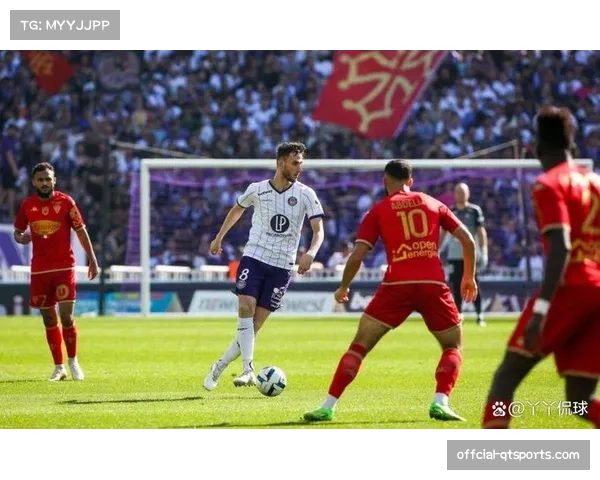 单场16次扑救,布雷斯特门将比佐特创本赛季法甲纪录 单场16次扑救,布雷斯特门将比佐特创本赛季法甲纪录